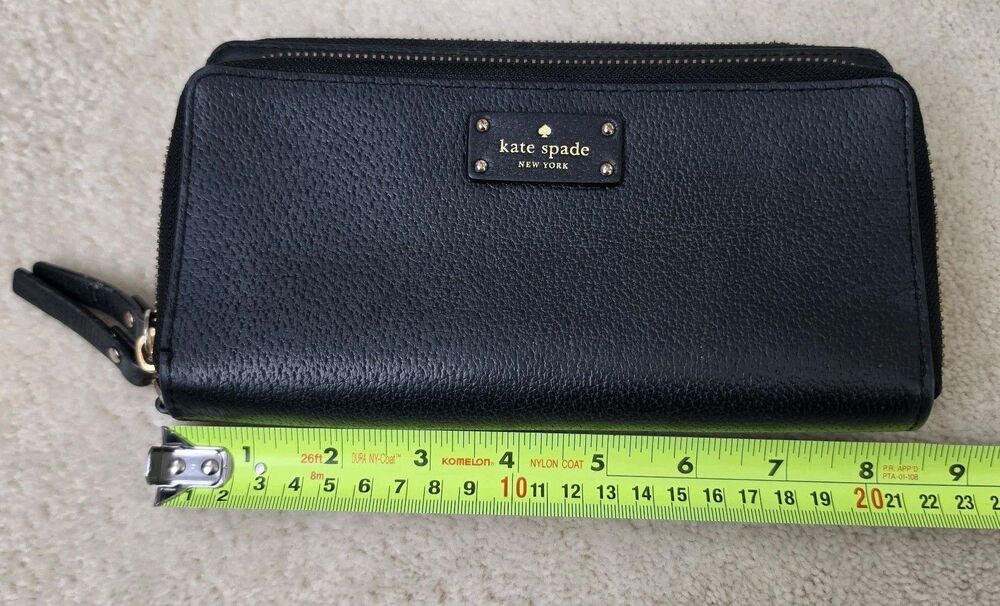Kate Spade Staci Large Carryall Wristlet Wallet in Black - Picture 3 of 10